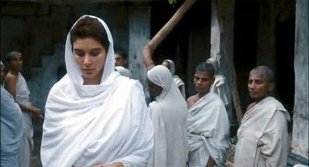 महाराष्ट्र के दो गांवों ने विधवा-प्रथा को किया बैन, स्टॉम्प पेपर पर अनोखा कानूनी समझौता