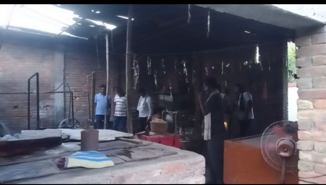 बिहार : मुजफ्फरपुर में बर्फ फैक्ट्री में ब्लास्ट, एक की मौत, दो घायल 