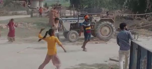 भूमि विवाद में  दो पक्षों में बरसी ताबड़तोड़ गोलियां, कई लोग घायल