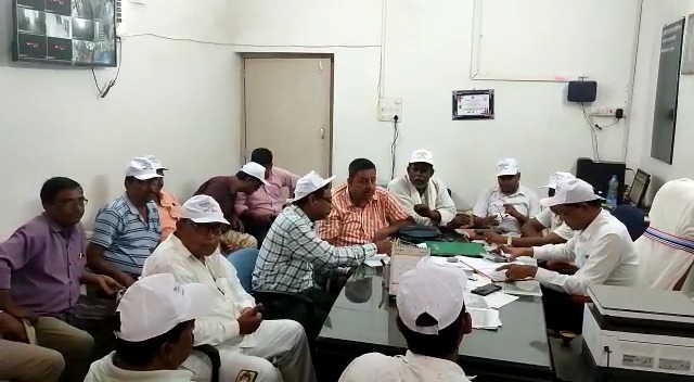 डीटीओ ने बस मालिकों के साथ की बैठक, 120 बसें देने पर बनी सहमति