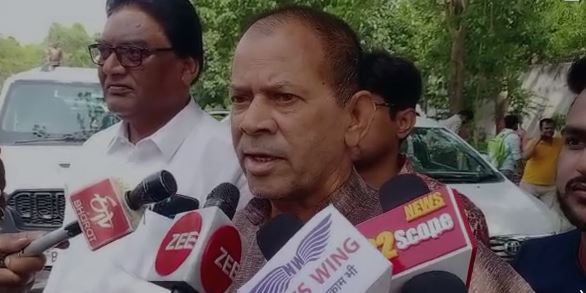 CBI RAID: लालू प्रसाद के ठिकानों पर ताबड़तोड़ रेड , राबड़ी के भाई प्रभुनाथ यादव ने बीजेपी पर लगाया साजिश का आरोप