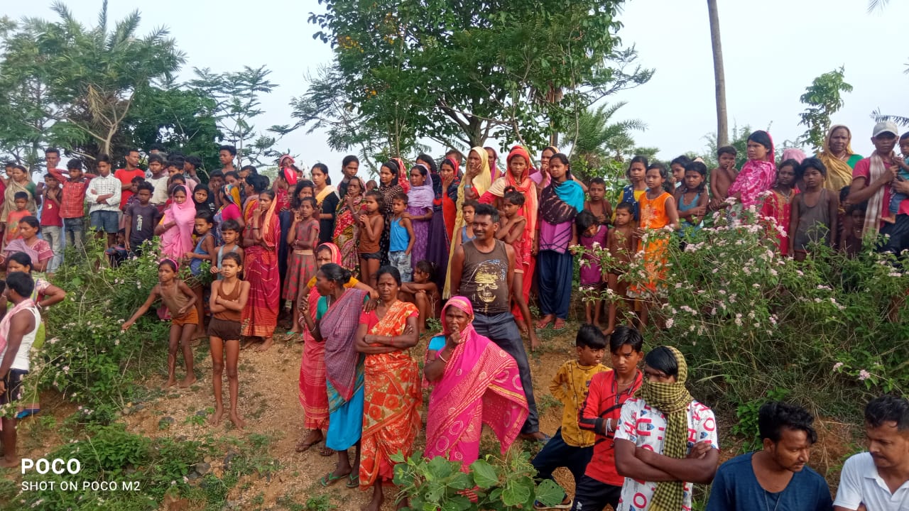 BIG BREAKING: दुमका में तीन नाबालिगों की ट्रेन से कटकर मौत, इलाके में मचा कोहराम