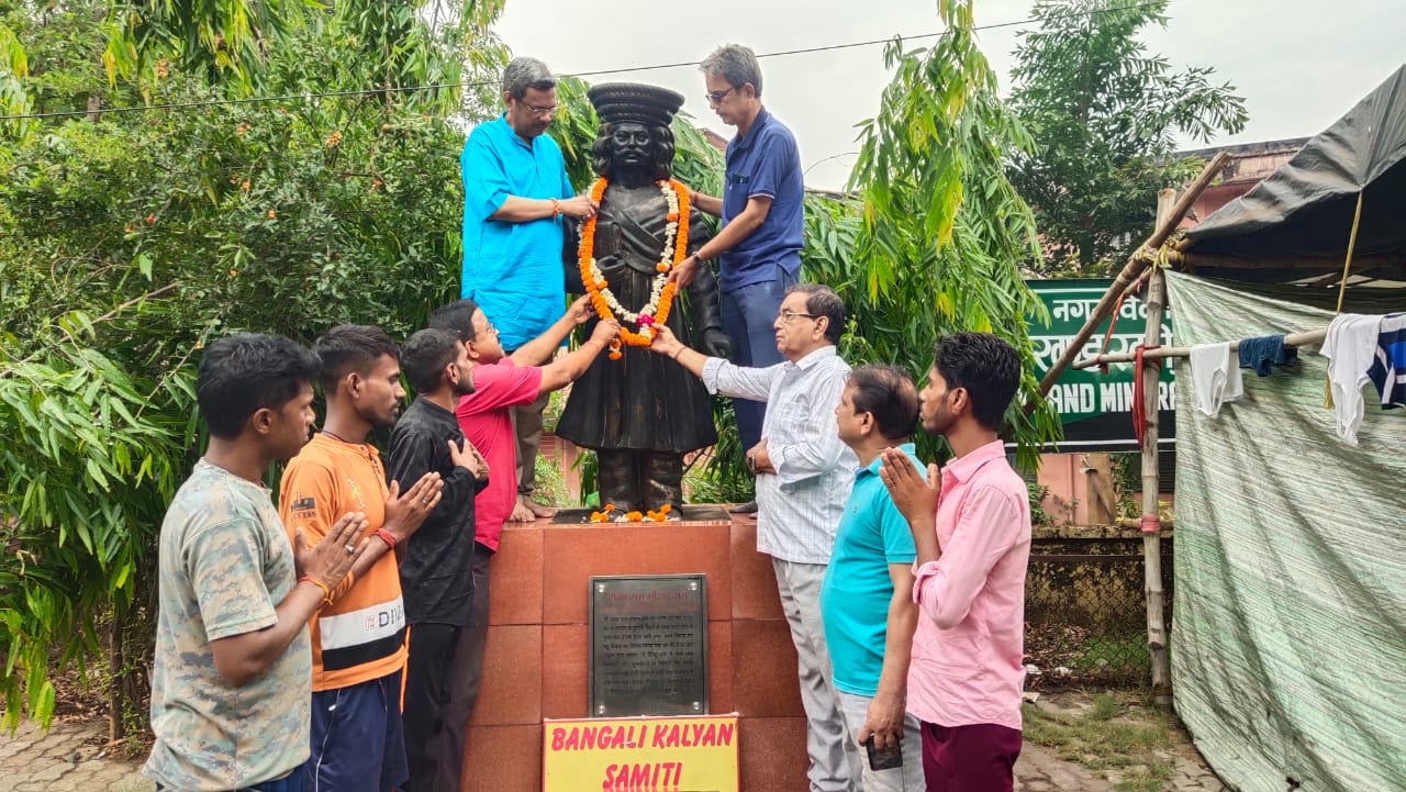 महान समाज सुधारक राजाराम मोहन राय को बंगाली समाज ने दी श्रद्धांजलि