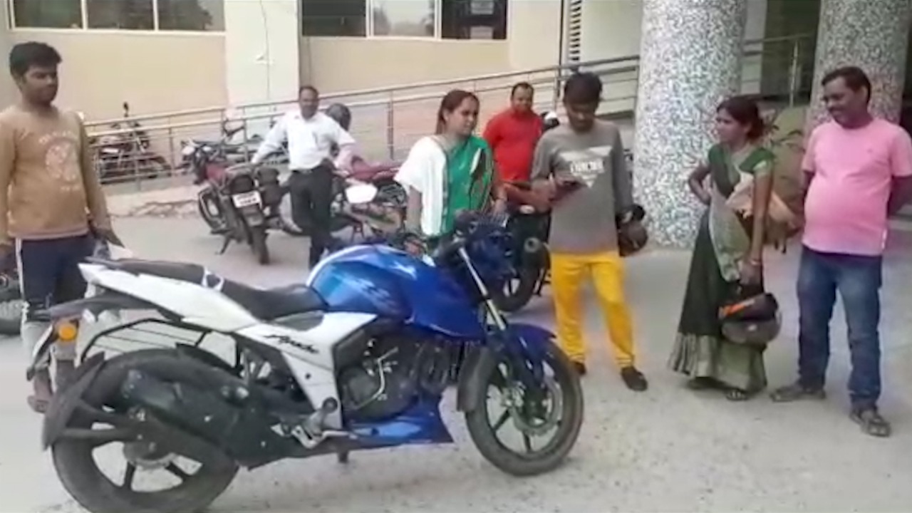 अपराधियों की नयी तरकीब से वाहन मालिक और पुलिस परेशान, एसपी ने न्याय का दिया भरोसा