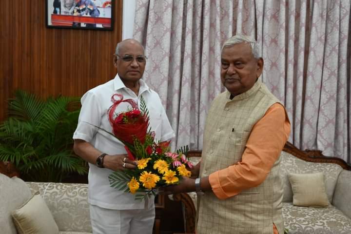 बिनोद बिहारी महतो विवि में स्थाई कुलपति नियुक्ति की मांग को लेकर राज्यपाल ले मिलेंं भाजपा सांसद