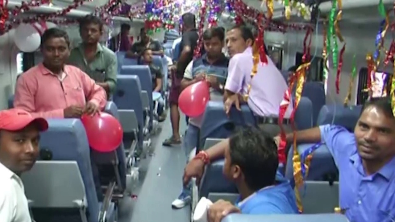 कोल्ड फील्ड  एक्सप्रेस में अनोखे तरीके से मनाया जाता है विश्वकर्मा पूजा, कोरोना के कारण फीका पड़ा परंपरा