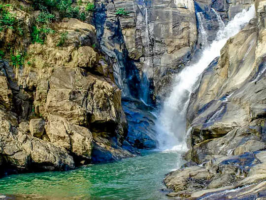 Live update : रांची के जोन्हा फॉल में युवक की नहाने के दौरान डूबने से मौत