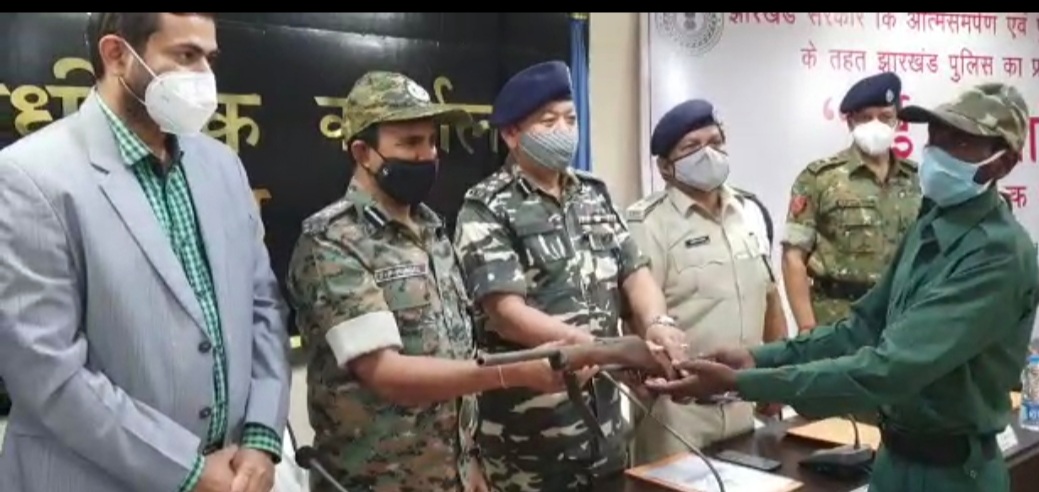 नक्सली गंगा प्रसाद राय की इलाज के दौरान रांची रिम्स में मौत , पिछले महीने ही किया था आत्मसमर्पण