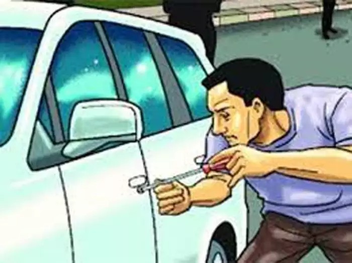 LOHARDAGA जिला में बढ़ने लगा है चोरों का आतंक, अगर आप भी हैं यहां के निवासी को हो जाएं सर्तक