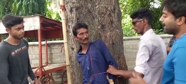 चोरी की बाइक लिए सड़कों पर धुआं उड़ाता रहा चोर, मालिक ने पकड़ा