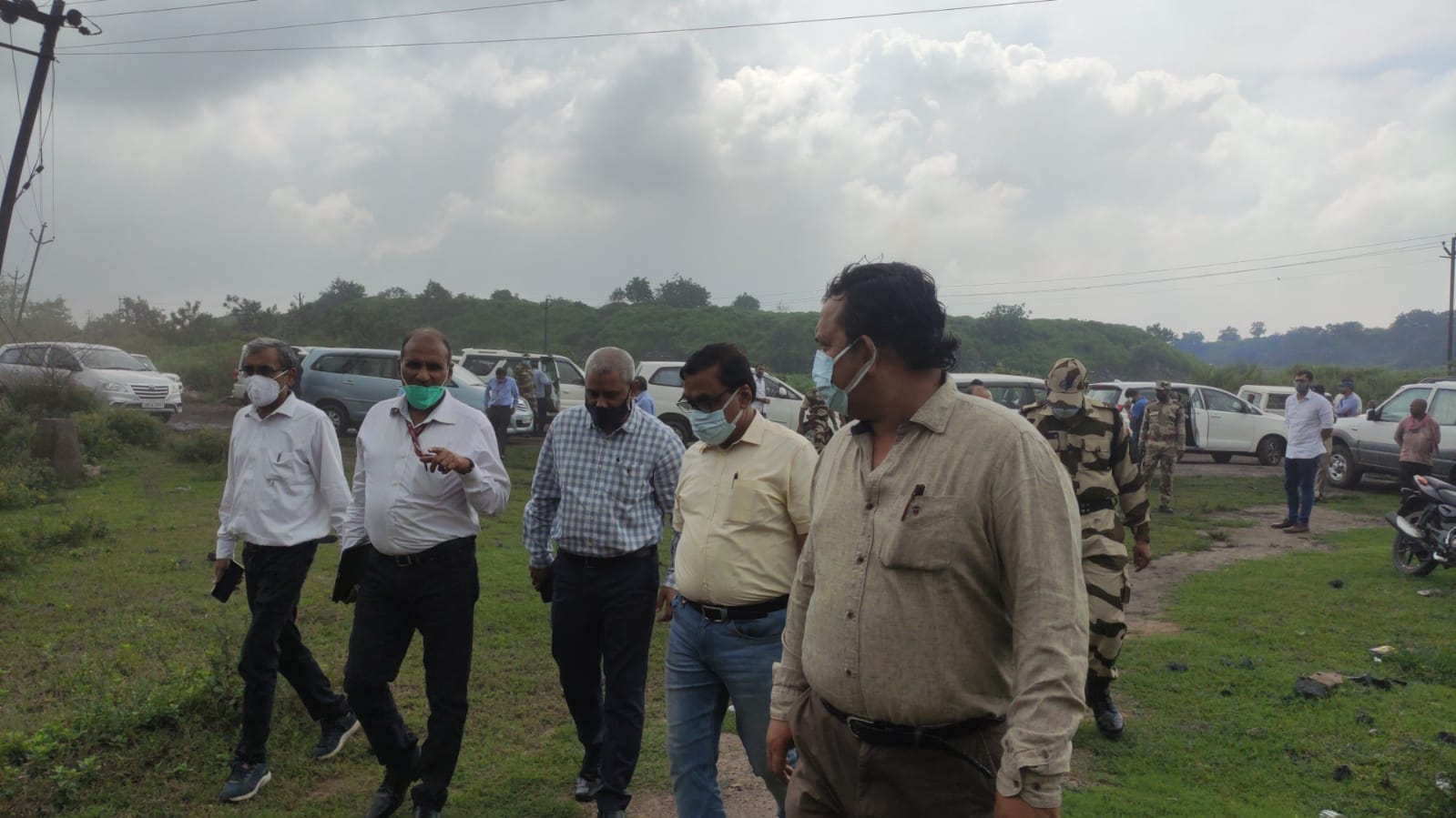 100 साल बाद भी नहीं बुझ पाई झरिया में भूमिगत आग,  कमेटियां करती रही दौरे पर दौरे