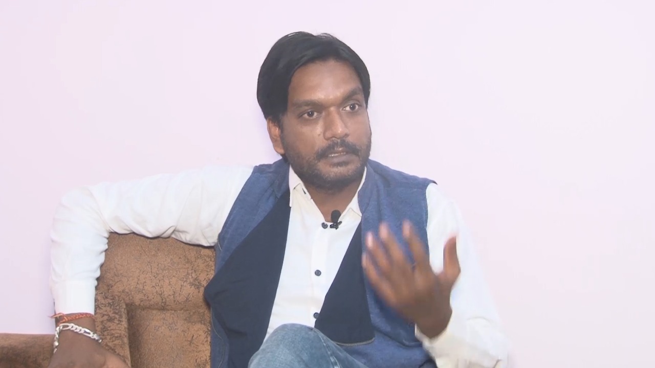 कोयलानगरी से मायानगरी तक का सफर, धनबाद का युवक तहलका मचा रहा बॉलीवुड में