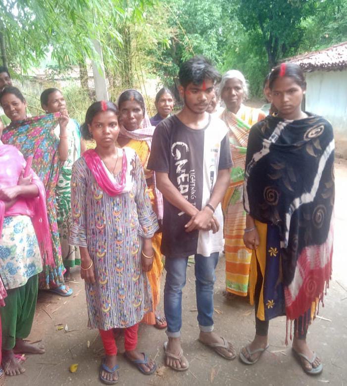 दुल्हा एक, मंडप भी एक लेकिन दुल्हन दो- अब जानिेये झारखंड के एक गांव से आई इस अनूठी प्रेम कथा को 