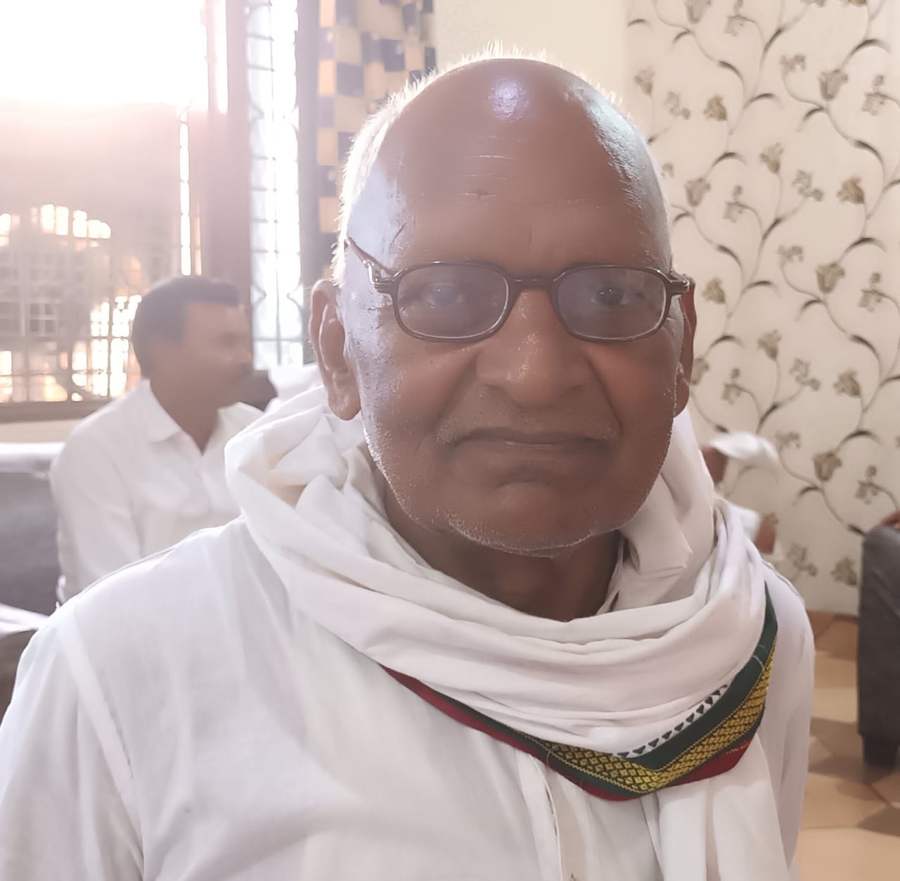 प्रधानमंत्री और मुख्यमंत्री से गुहार लगाकर थक चुके मजदूर, नहीं मिली मजदूरी- 1992 से बंद है जपला फैक्ट्री 