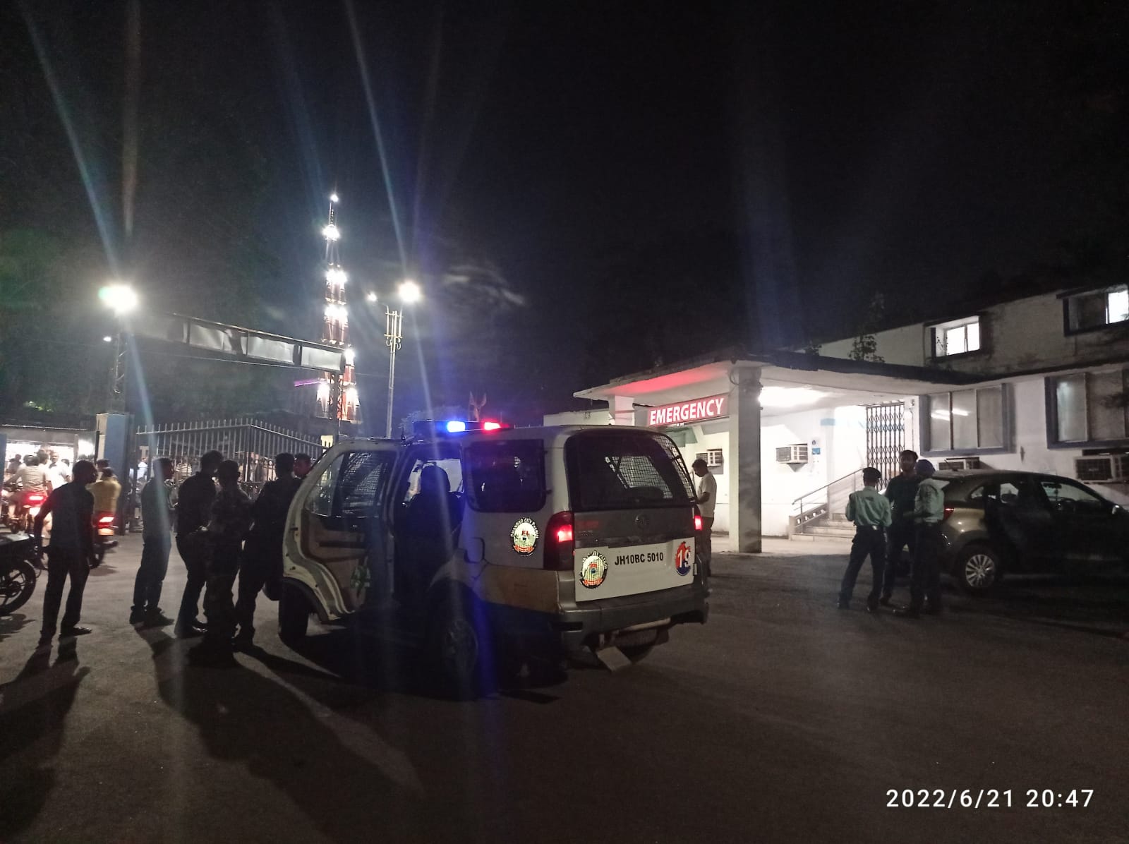 टाटा की छह महीने से बंद पड़ी जामाडोबा कोयला खदान में बेहोश मिले माइनिंग सरदार , अस्पताल पहुंचते तोड़ा दम