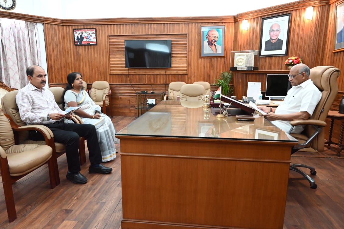 आंगनबाड़ी में बच्चों को सही ढंग से मिले मिड डे मील- राज्यपाल ने राज्य खाद्य आयोग को दिया निगरानी का निर्देश