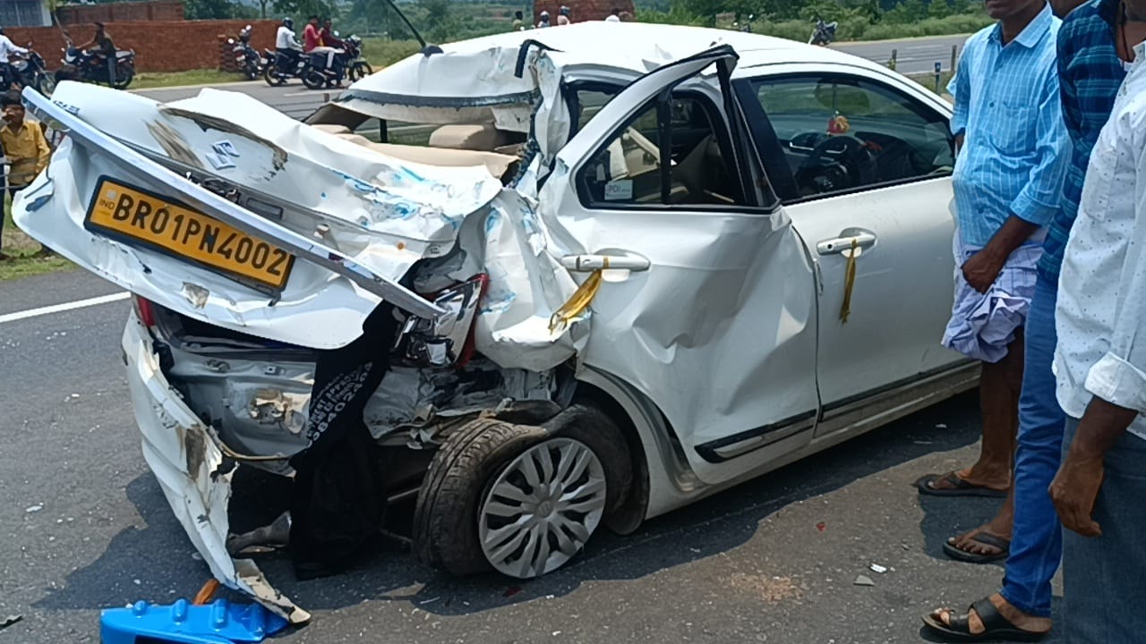 DHANBAD: तोपचाची में कार के उड़ गए परखच्चे... और उसके बाद.....