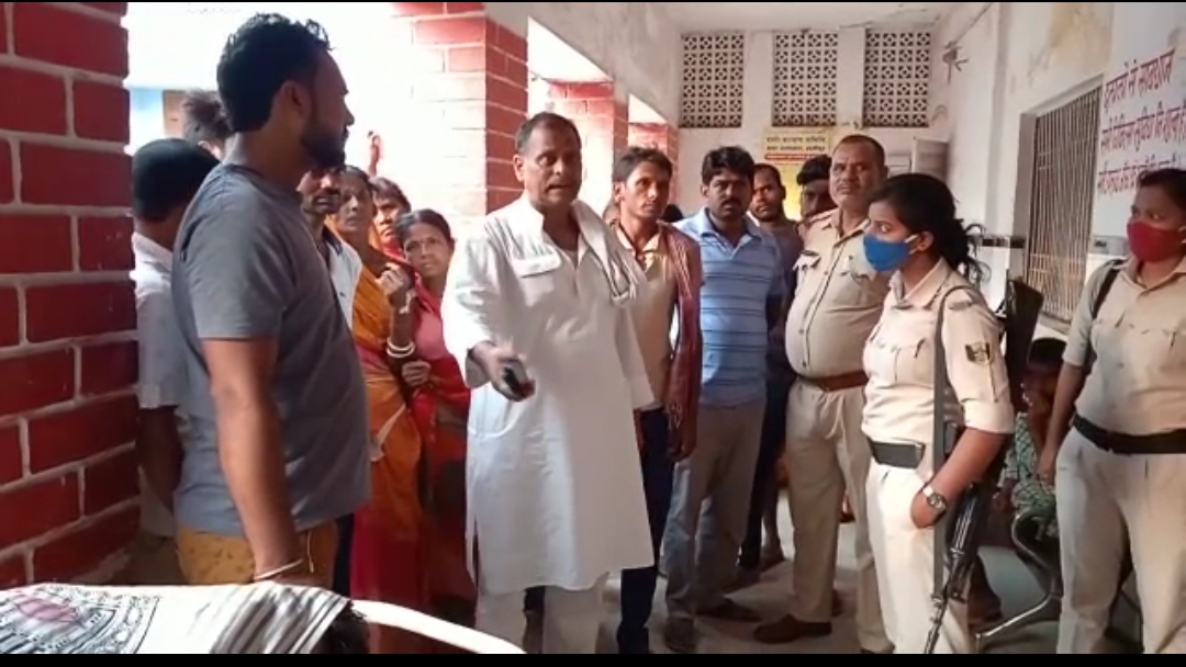 महिला पर चढ़ा प्यार का भूत, प्रेमी के साथ मिलकर पति को सुलाया मौत की नींद