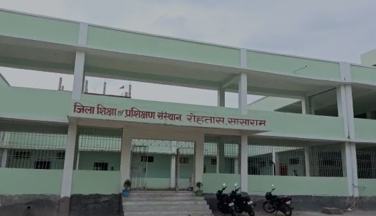 ROHTAS: लड़के और लड़कियों के हॉस्टल बनाने में ही कर दिया आर्थिक घपला, नपे चार इंजीनियर