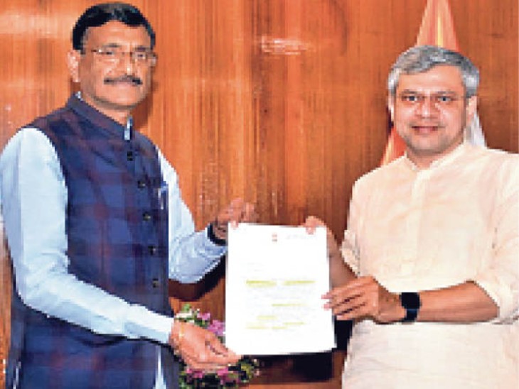 दुर्गा पूजा से राजधानी एक्स्प्रेस लोहरदगा-टोरी-चोपोन होते हुए जाएगी दिल्ली, रेल मंत्री ने दिया भरोसा