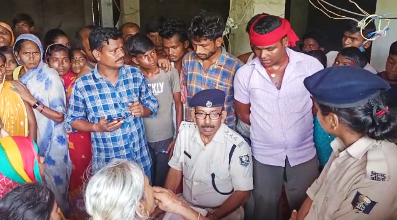 कटिहार : गोलियों की तड़तड़ाहट से गूंज उठा गांव, एक व्यक्ति की मौ'त  