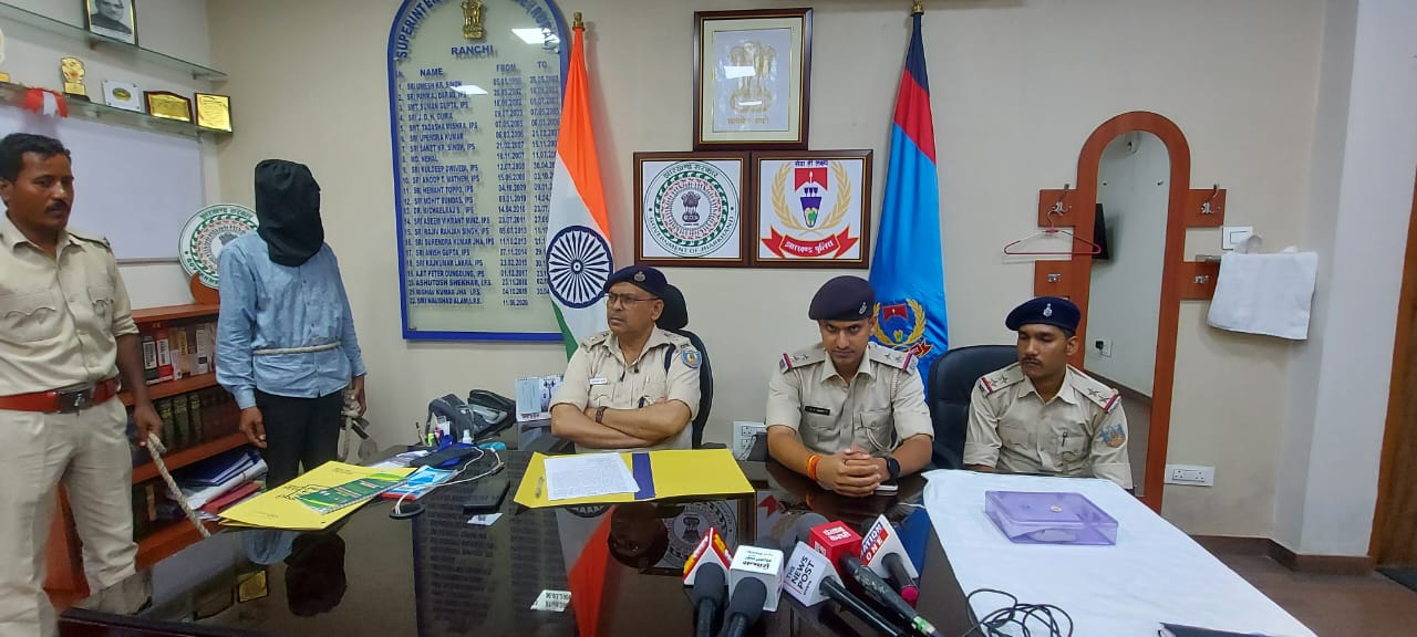 हैवान पति ने कर दी ह'त्या, पहचान छुपाने के लिए पत्नी के श'व को नग्न कर जला दिए कपड़े