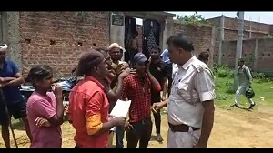 DHANBAD: धनसार के दुहाटांड में जमीन विवाद में मार'पीट, जानिये पुलिस ने क्या किया