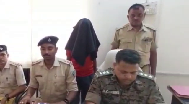 तस्करों के विरुद्ध पुलिस की बड़ी कार्रवाई, अफीम की खेप के साथ पति-पत्नी गिरफ्तार
