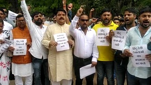 मां काली पोस्टर विवाद: रांची में हिंदू संगठनों में गुस्सा, मेकर्स के खिलाफ कोतवाली थाने में दर्ज कराई शिकायत 