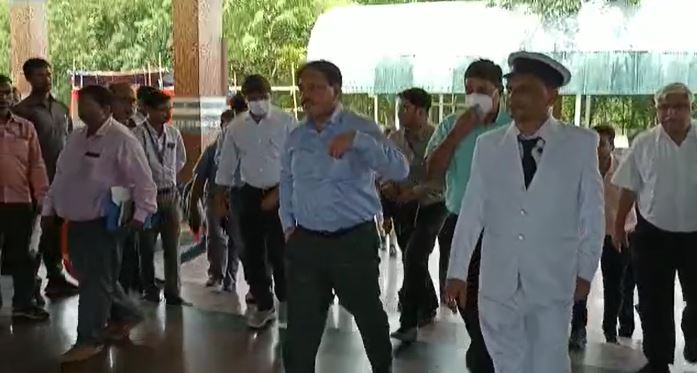 पूर्व रेलवे के जीएम निरीक्षण करने पहुंचे देवघर रेलवे स्टेशन, श्रावणी मेला के दौरान सुरक्षा के पुख्ता इंतजाम का दिया भरोसा