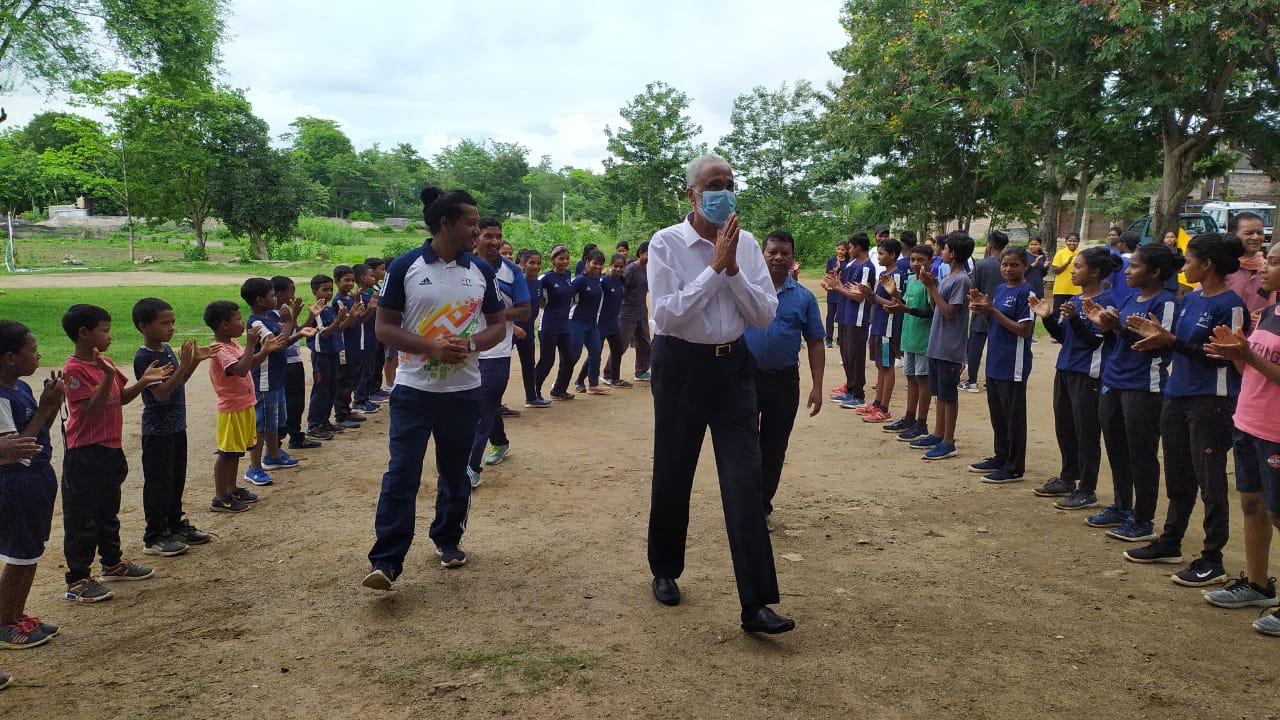 तीरंदाजी प्रशिक्षण केंद्र के प्रशिक्षुओं की प्रतिभा निखारने में आर्थिक मदद करेगा SR रूंगटा ग्रुप