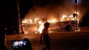 श्रीलंका में आपातकाल का एलान, देखें भारत ने क्या कहा