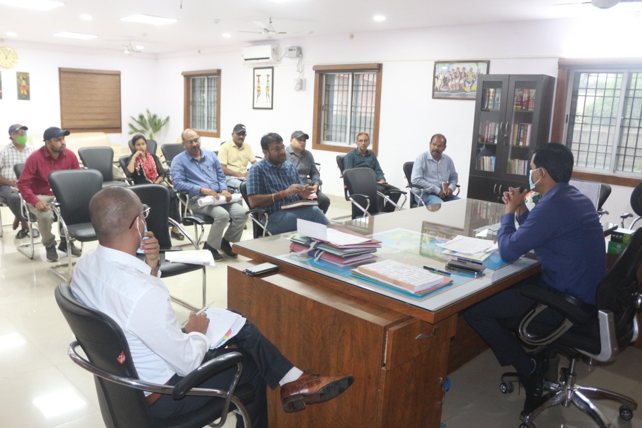 जल जीवन मिशन: दो साल के अंदर गुमला में 2 लाख लोगों तक पहुंच जाएगा पानी का कनेक्शन-  DC ने बैठक में की ताकीद