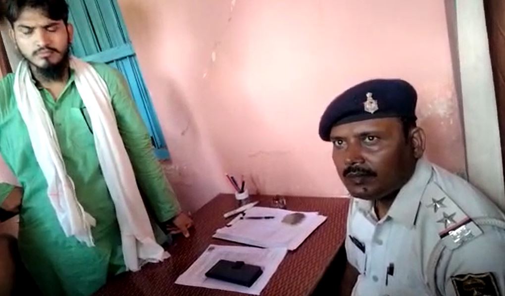 रोहतास के नौहट्टा थाना में दिव्यांग शिक्षक की बेरहमी से पिटाई- जानिए क्या है मामला 