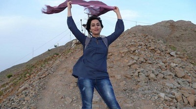 आखिर हिजाब के विरोध में सड़क पर क्यों उतरीं ईरानी महिलाएं, जानें क्या है पूरा मामला