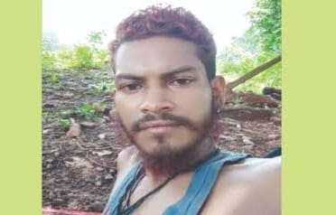 BIG BREAKING : पीएलएफआई के जोनल कमांडर संतोष गिरफ्तार !, AK 47 और बाइक बरामद