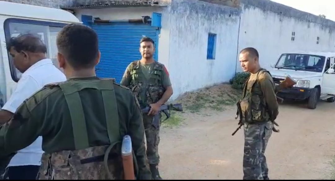 गिरिडीह: 15 टन अवैध माइका के साथ कारोबारी मोहन बरनवाल गिरफ्तार