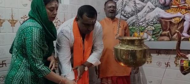 मंत्री बन्ना गुप्ता और MLA सरयू राय ने किया जलाभिषेक, स्वर्णरेखा नदी से निकली कलश यात्रा