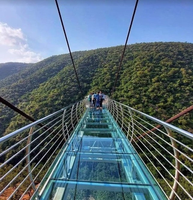 बिहार के बाद अब झारखंड के इस पर्यटन स्थल पर बनेगा ग्लास ब्रिज, जानिए कहां