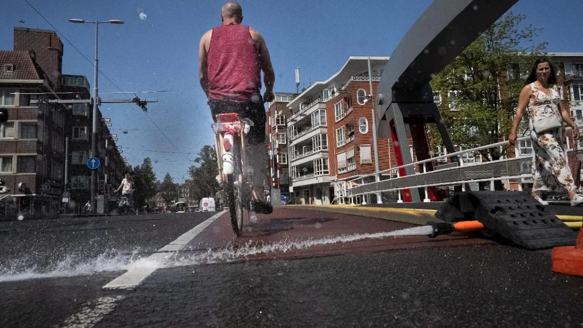 हीटवेव से स्पेन में सैकड़ों लोगों की मौत, जानिए क्या हाल है इस देश का