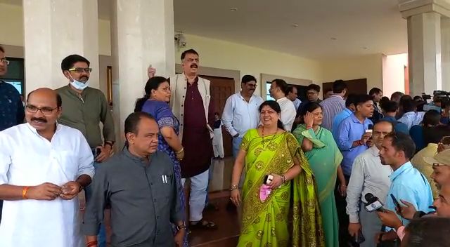 राष्ट्रपति चुनाव : क्रॉस वोटिंग पर कांग्रेस हुई सख्त, विधायकों पर करेगी कार्रवाई