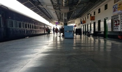 देश के इन बड़े और छोटे नाम वाले रेलवे स्टेशन का नाम याद नहीं कर पाएंगे आप