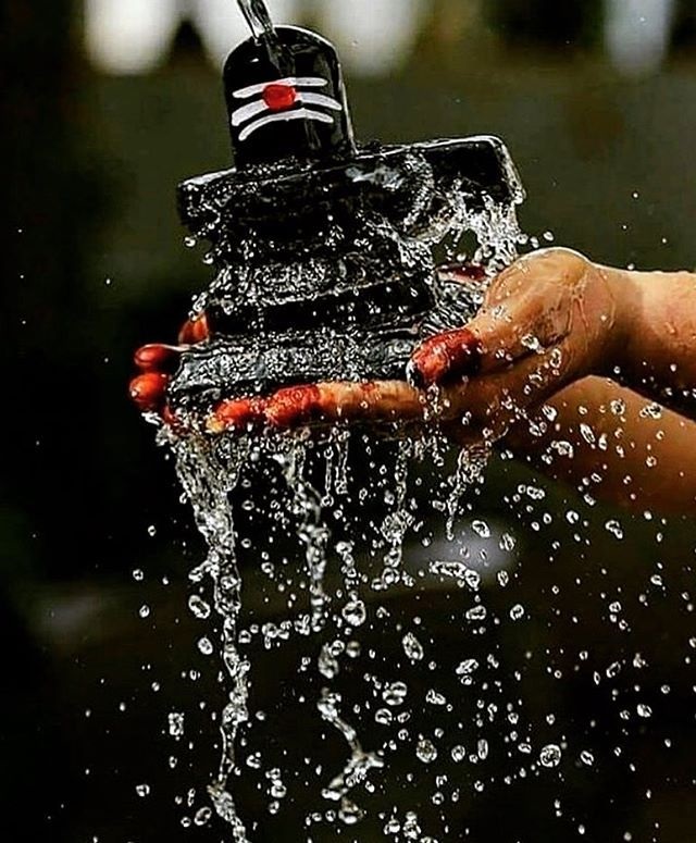 भगवान शिव को नहीं चढ़ाएं ये चीजें, कहीं आप भी तो नहीं करते ये गलतियां, देखें   