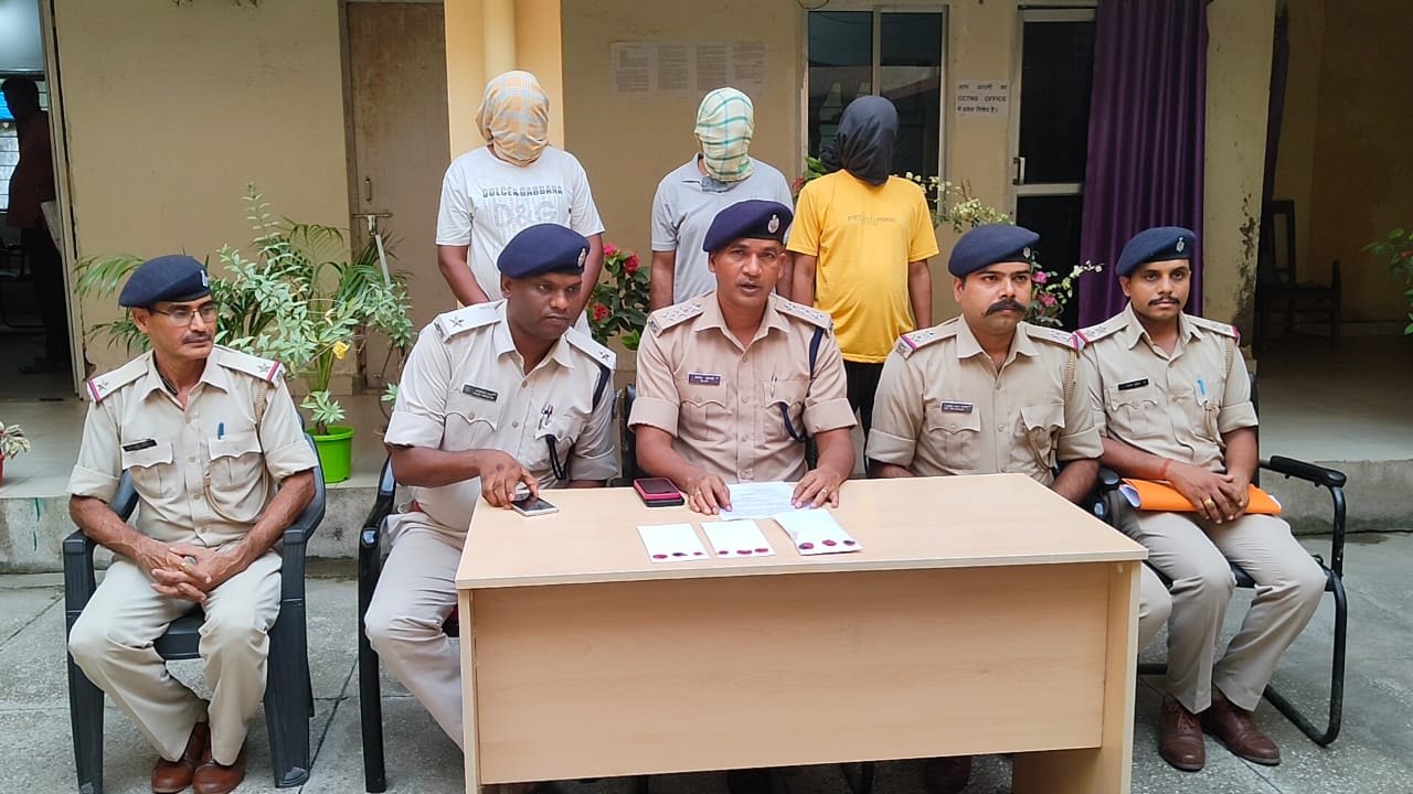 ओड़िसा से झारखंड तक जाली नोटों का कारोबार- गिरफ्तार तीन जालसाज़ों से पूरे रैकेट को जानिये