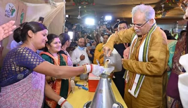 छत्तीसगढ़ सरकार ने गाय से जुड़ी किस योजना की शुरुआत की, मुख्यमंत्री भूपेश बघेल ने क्या कहा, जानिए 