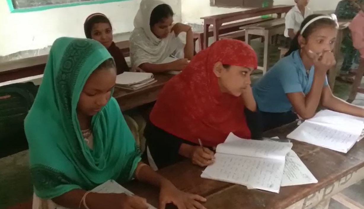 मदरसे के मॉड्यूल पर सरकारी स्कूल, रविवार की जगह शुक्रवार (जुम्मे) को छुट्टी! ऐसा क्यों जानिए