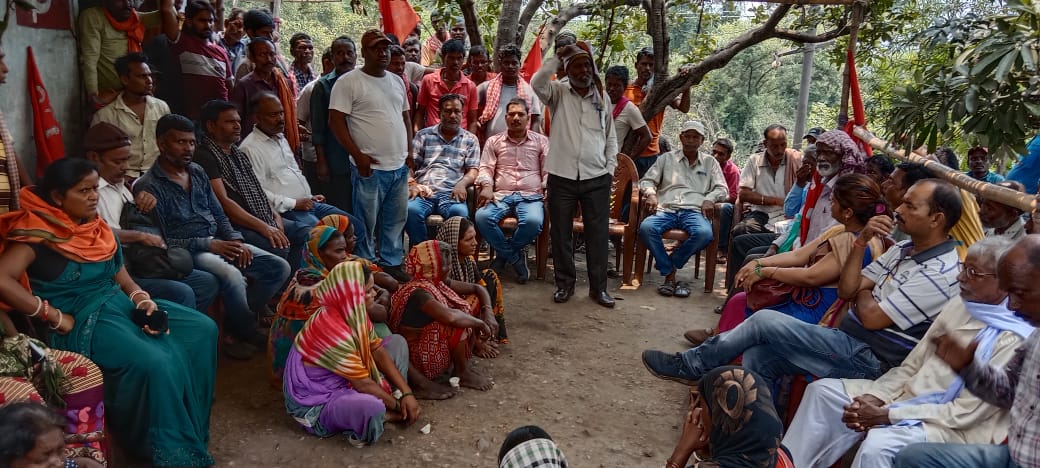 धनबाद: मासस जिलाध्यक्ष सहित पांच नेताओं की गिरफ़्तारी से तनाव का माहौल