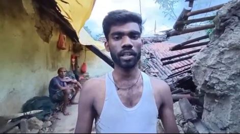 लगातार बारिश से 4 कच्चे मकान भरभरा कर गिरे, बाल-बाल बचा पूरा परिवार