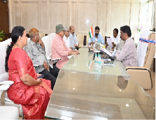 मुख्यमंत्री से मिले फुरक़ान अंसारी, मंत्री आलमगीर, हफीजुल और MLA दीपिका भी रहीं मौजूद- जानिये क्या है मामला