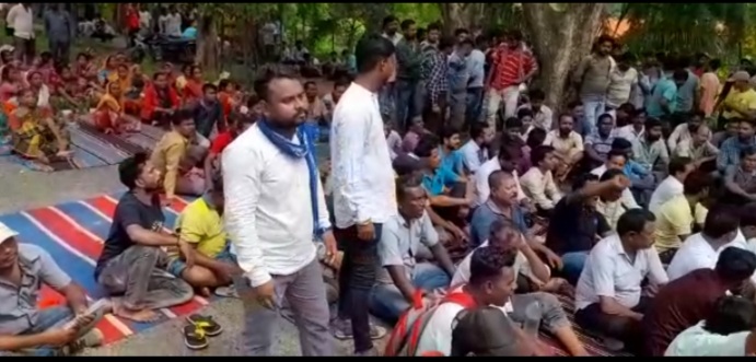 BREAKING :  यूसील के मैकेनिक विभाग में बड़ा हादसा, एक मजदूर की मौत, एक घायल, विरोध में धरना-प्रदर्शन